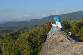 SEMPATKAN MAMPIR DI BUKIT WATUJOLI NGADILOKO KALIALANG